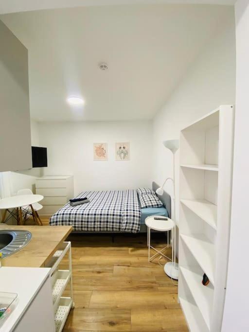 Bezagenta Mozart8 Studio Easy Access To City Wifi Apartman Varsó Kültér fotó